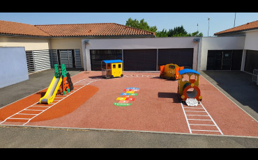 Chantier aire de jeu Montbartier 82700 Ovalequip